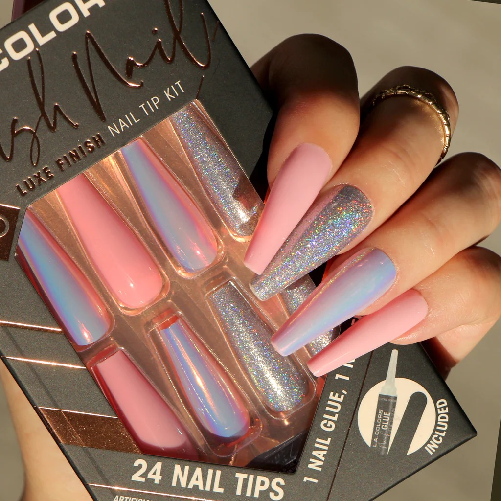 LA Colors - Lavish Nail Tip Kit RICH Y FAMOUS