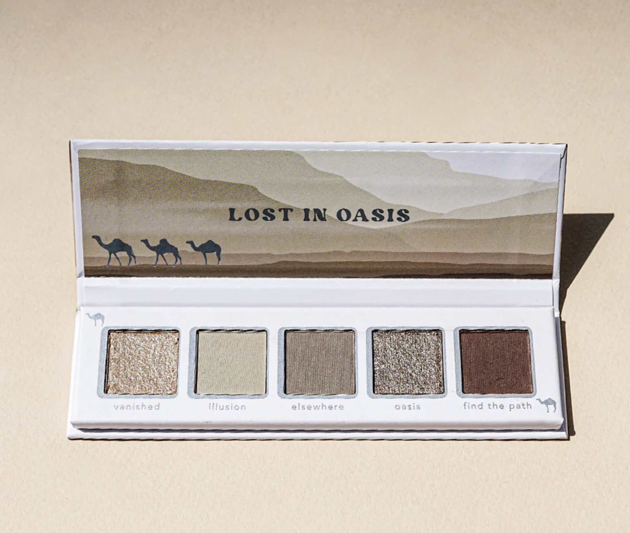 Kara Beauty - Lost In Oasis (Sombra + Delineador Doble Punta + Labial)