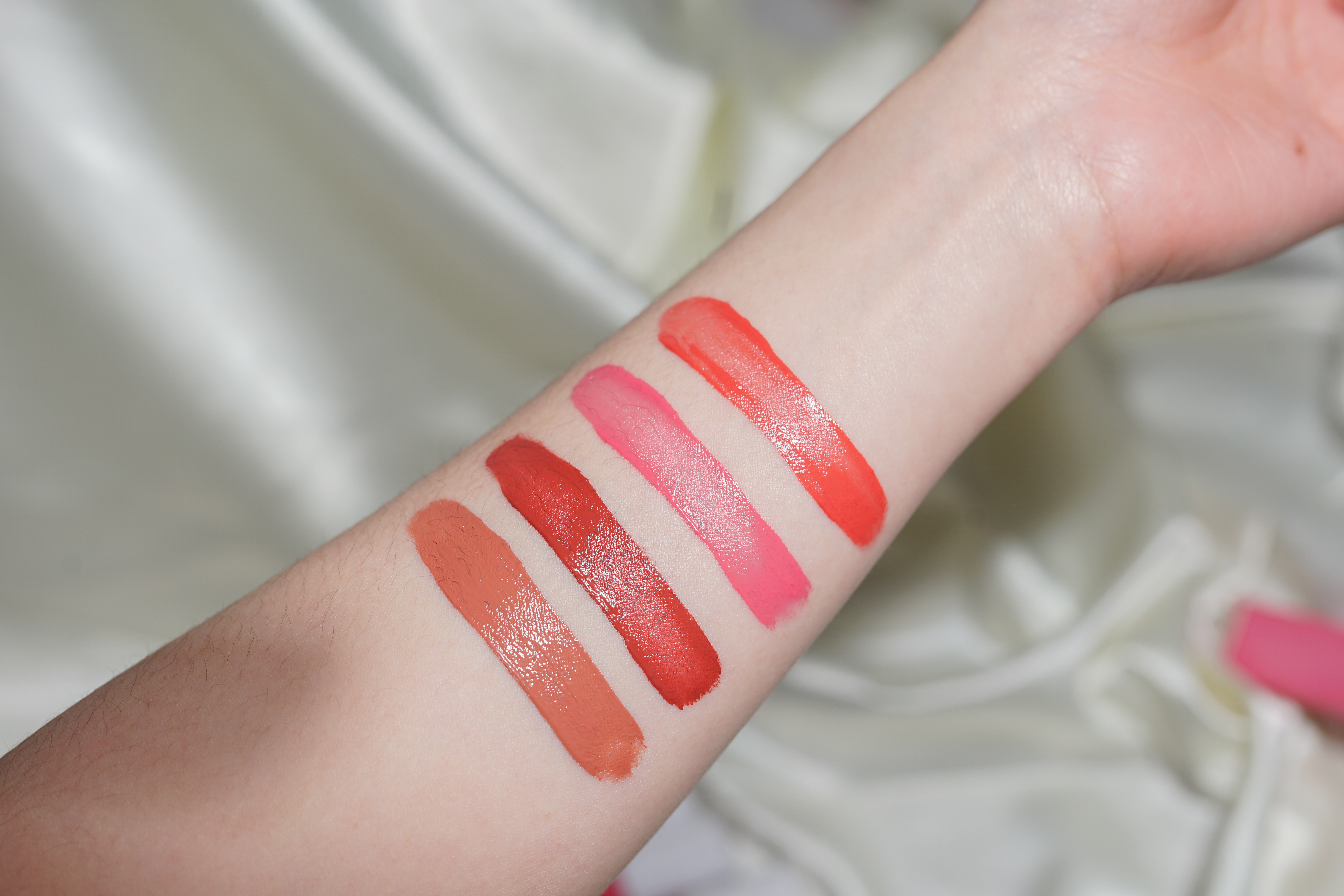 Kara Beauty - Blissful Liquid Blush Display 48 Unidades