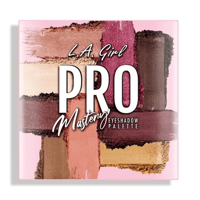 La girl pro eyeshadow mastery